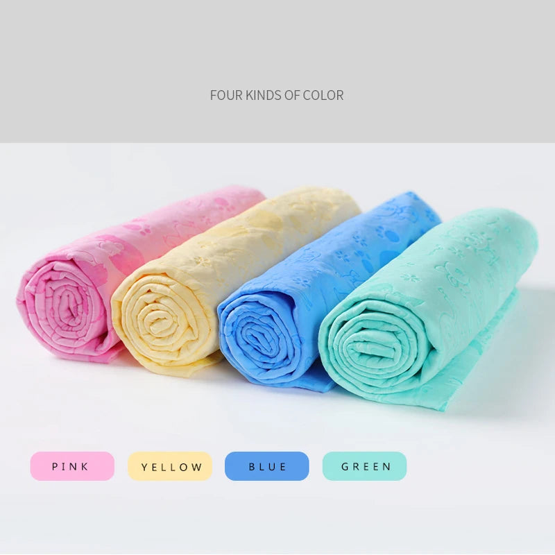 Quick-Dry Synthetic Deerskin Pet Bath Towel - Super Absorbent, Lint-Free, Soft & Includes Storage Bucket